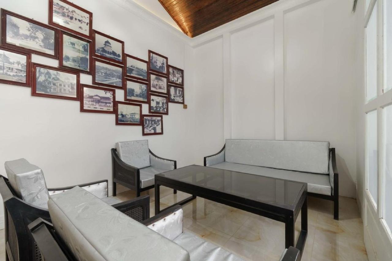 Reddoorz Syariah Near Suzuya Mall Banda Aceh 2 Geutieue Экстерьер фото