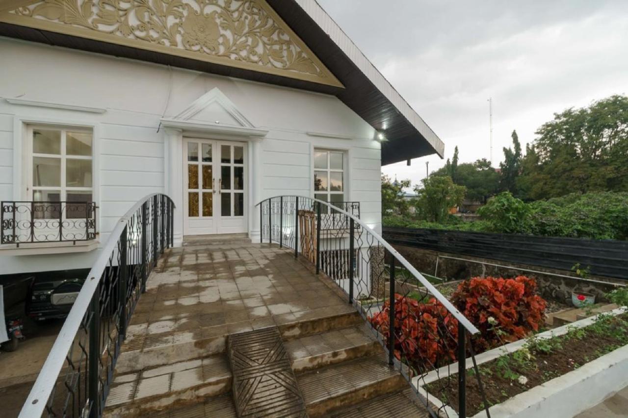 Reddoorz Syariah Near Suzuya Mall Banda Aceh 2 Geutieue Экстерьер фото